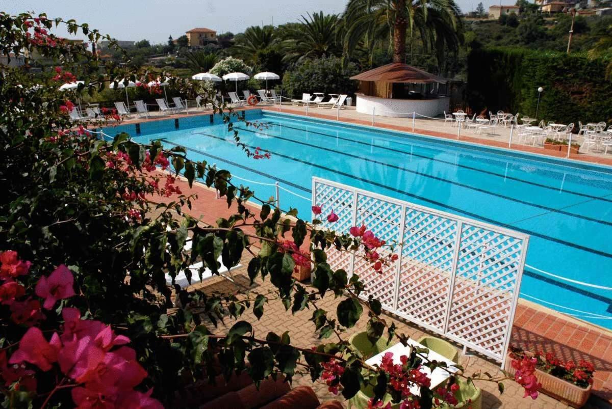 La Locanda Azzurra San Remo Buitenkant foto